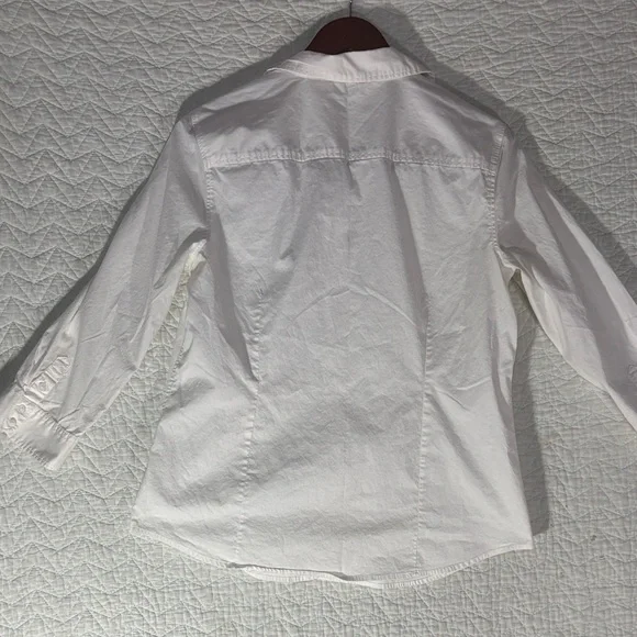 Izod White Button Down Shirt with Blue Embroidery - Picture 4 of 4